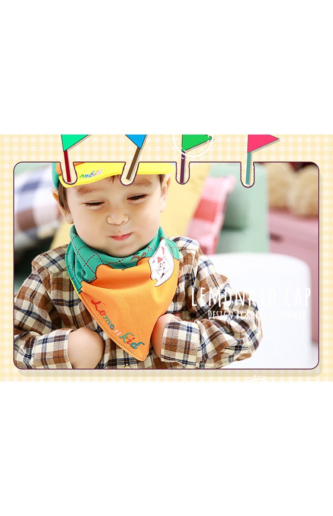 ผ้ากันเปื้อนสามเหลี่ยม ลายน่ารักๆ สกรีนรูปบ้านและรูปนก