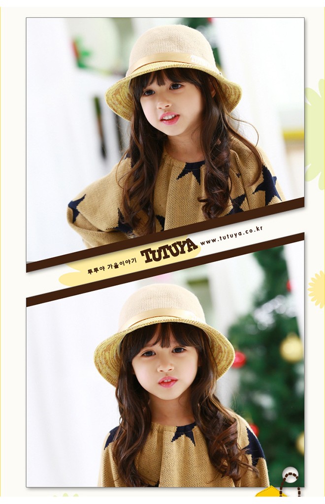 หมวกเด็กหญิงสีเบจคาดสายเข็มขัด