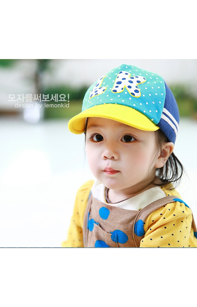 หมวกแก๊ปเด็ก แต่งอักษร LK Lemonkid