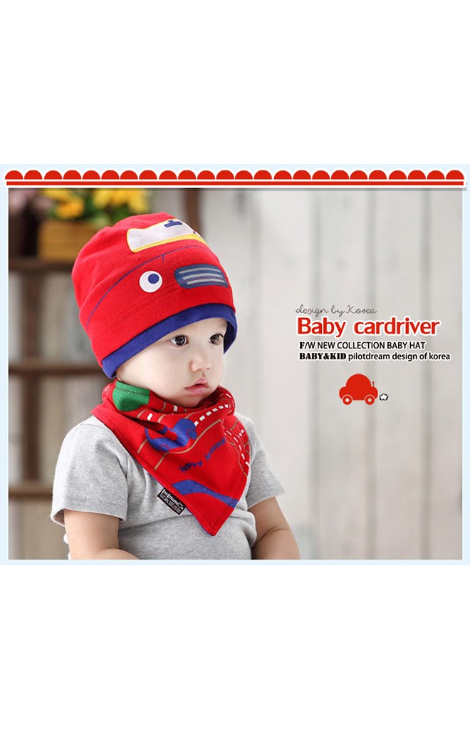เซ็ตหมวกรูปรถและผ้ากันเปื้อน Baby car beanie จาก GZMM