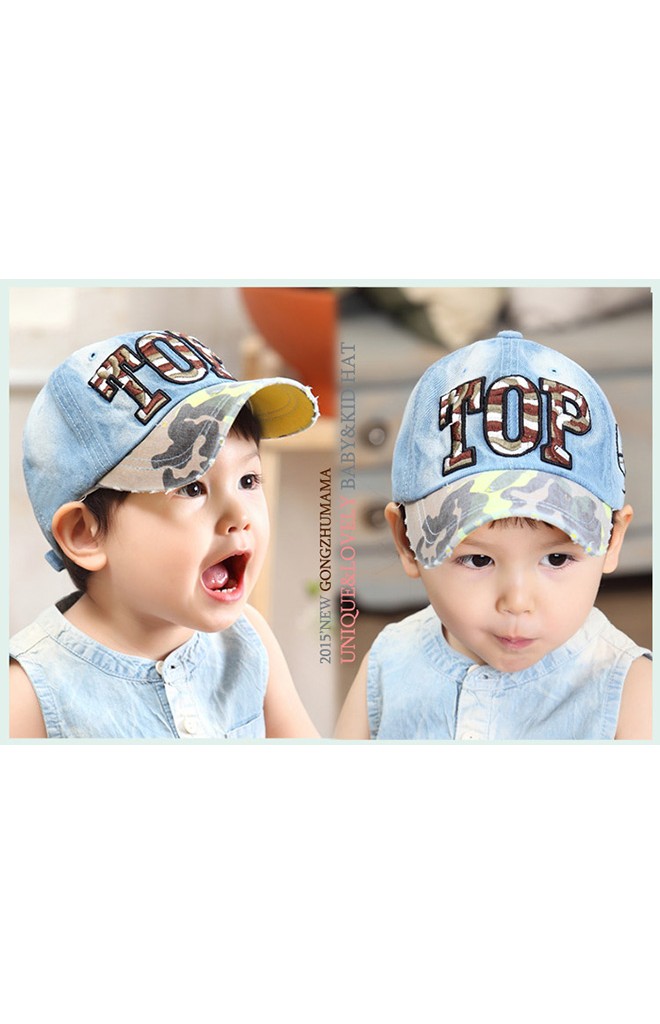 หมวกแก๊ปยีนส์ฟอก ปีกหมวกลายทหาร แต่งอักษร TOP จาก GZMM