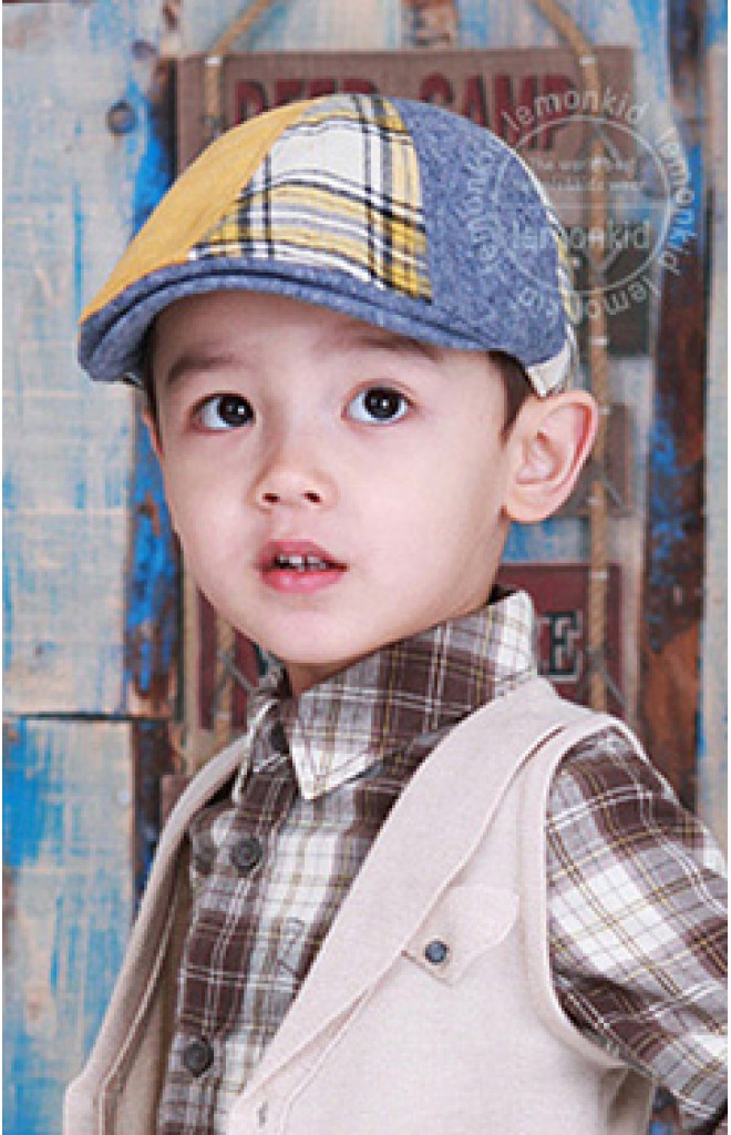 หมวกแฟล็ตแค็ปสลับลายสก๊อตและสีพื้น Lemonkid หมวกแฟล็ตแค็ปสลับลายสก๊อตและสีพื้น Lemonkid