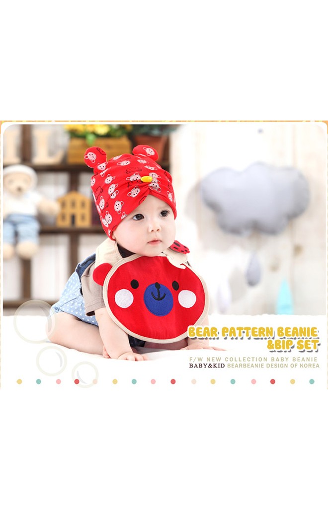 เซ็ตหมวกเด็กมาพร้อมผ้ากันเปื้อนลายหมี จาก GZMM