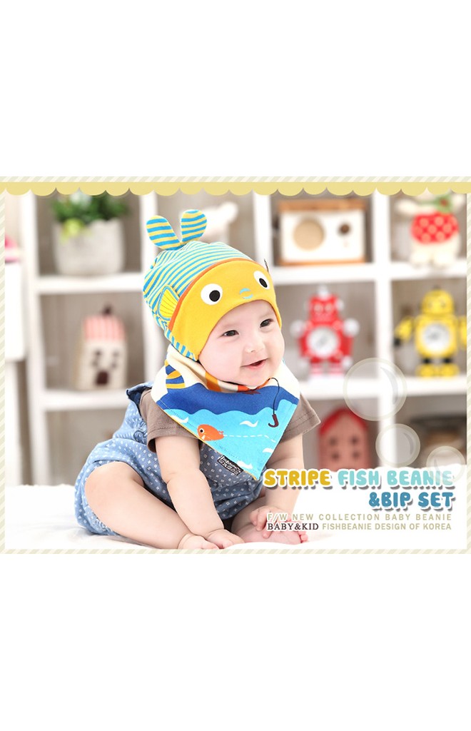 เซ็ตหมวกปลาน้อยพร้อมผ้ากันเปื้อนสามเหลี่ยมลายเข้าชุดกัน จาก GZMM