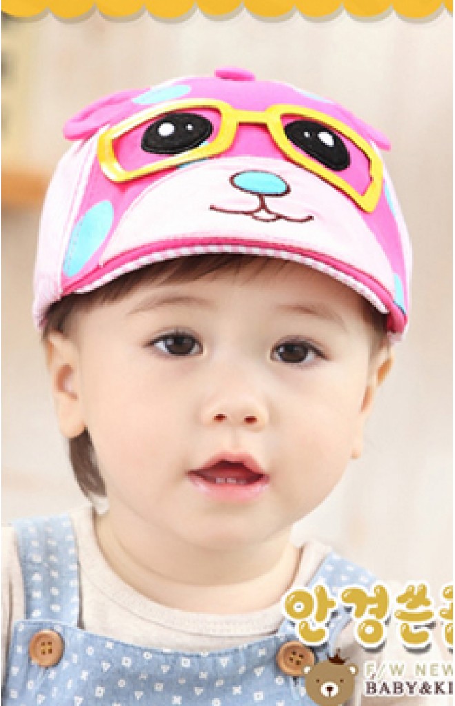 หมวก Flat Cap ลายหมีใส่แว่น จาก GZMM หมวก Flat Cap ลายหมีใส่แว่น จาก GZMM