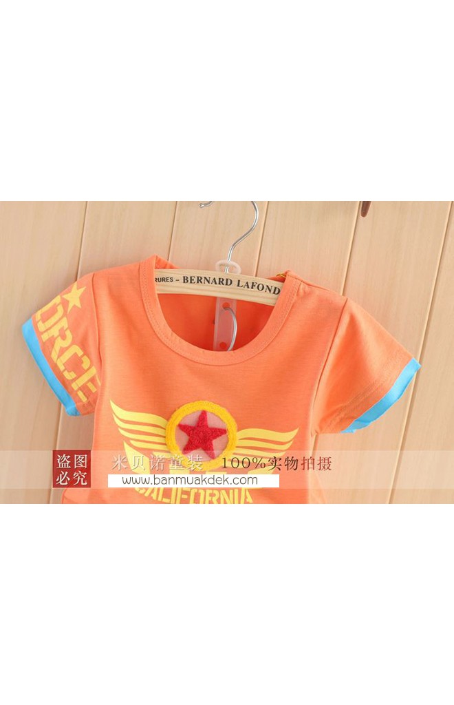 ชุดเด็กเซ็ต 2 ชิ้น เสื้อสกรีน CALIFORNIA กับ กางเกงสีฟ้าลายเข้าชุดกัน