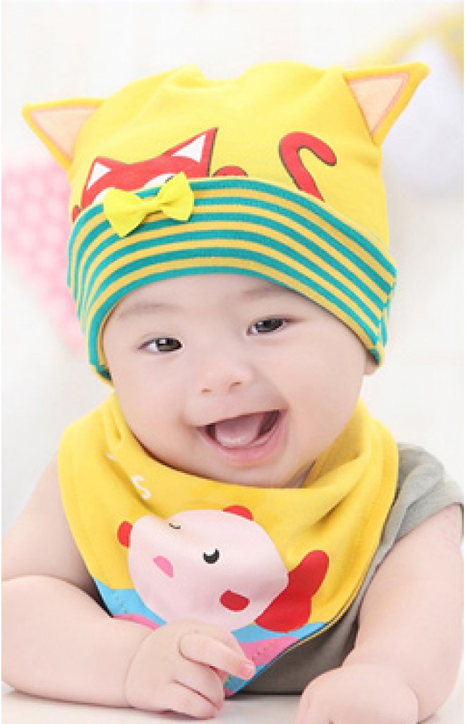 เซ็ตหมวกเด็กเล็กสกรีนรูปแมว มาพร้อมผ้ากันเปื้อน DANDYBEBE เซ็ตหมวกเด็กเล็กสกรีนรูปแมว มาพร้อมผ้ากันเปื้อน DANDYBEBE