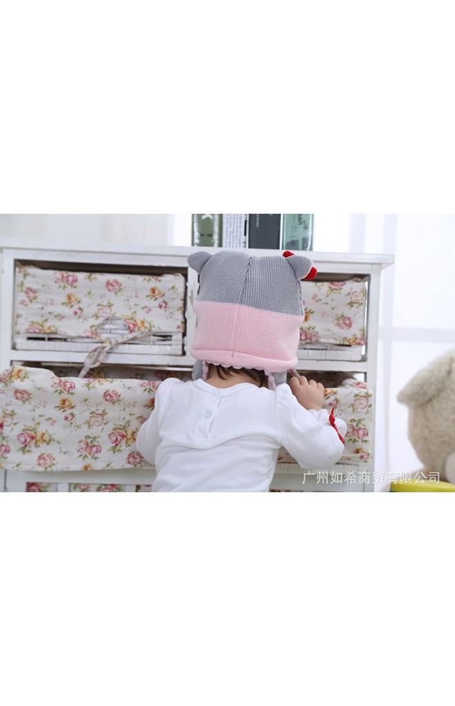 หมวกไหมพรมแมวน่ารัก สีชมพูสลับเทา แต่งโบว์แดง