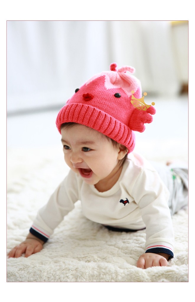 หมวกไหมพรมลูกเจี๊ยบ แต่งปีกด้านข้างเล็กๆ จาก GOODKID