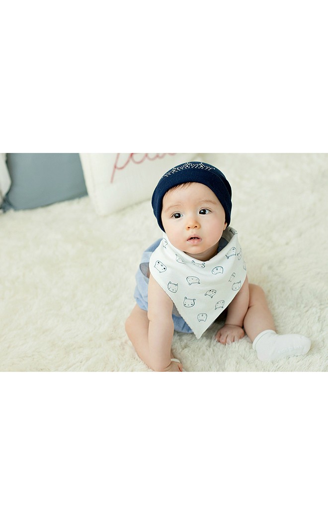 ผ้ากันเปื้อนสามเหลี่ยมเด็กลายลูกหมูน่ารัก