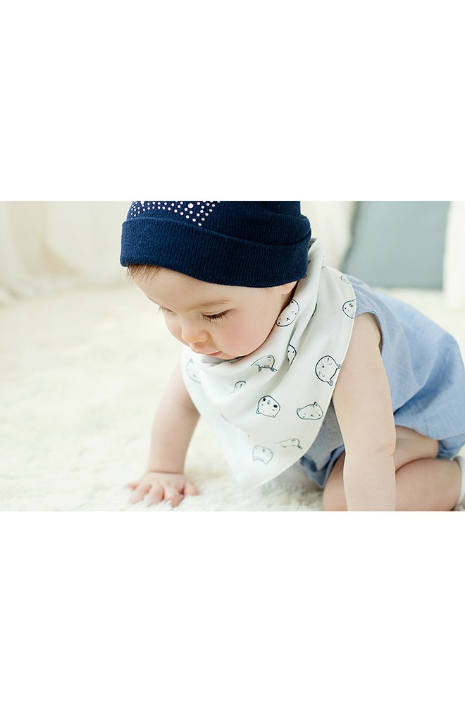 ผ้ากันเปื้อนสามเหลี่ยมเด็กลายลูกหมูน่ารัก
