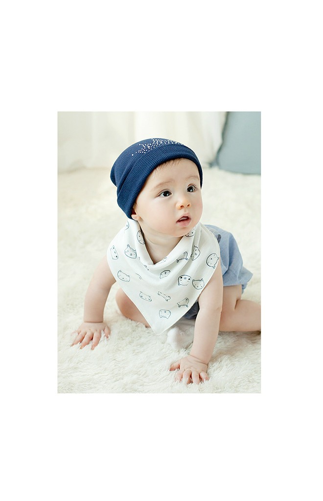 ผ้ากันเปื้อนสามเหลี่ยมเด็กลายลูกหมูน่ารัก