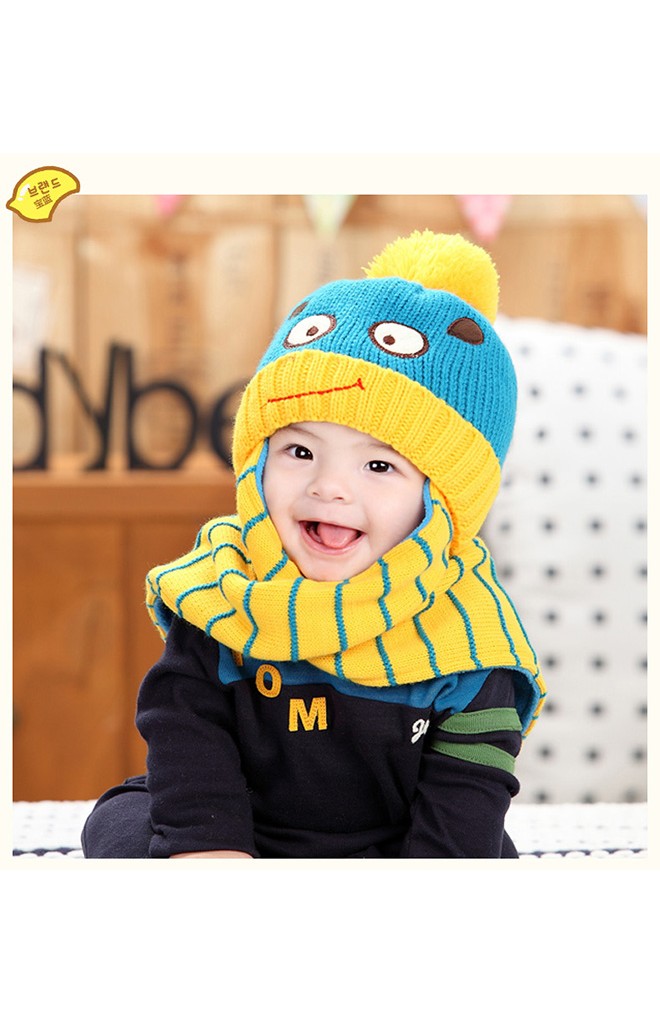 หมวกไหมพรมเด็กพร้อมผ้าพันคอในตัวรูปการ์ตูนยิ้ม Lemonkid