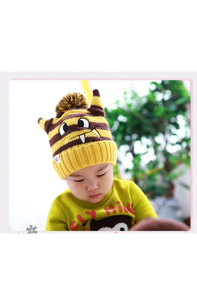 หมวกไหมพรมปีศาจ แต่งเขาหมวกลายขวาง จาก Goodkid