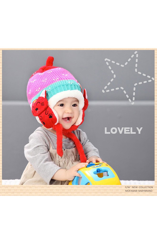 หมวกไหมพรมเด็กด้านข้างแต่งแมวน้อยมีสายผูกคาง จาก MOFABABI