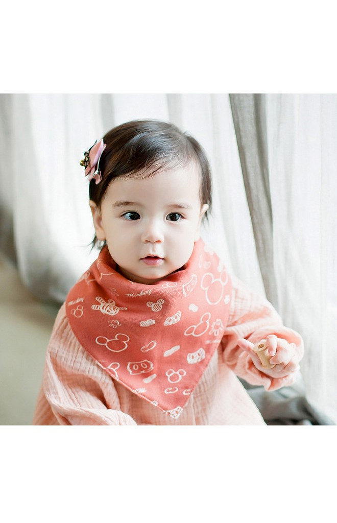 ผ้ากันเปื้อนสามเหลี่ยมลายมิกกี้ อีกด้านลายวงกลม