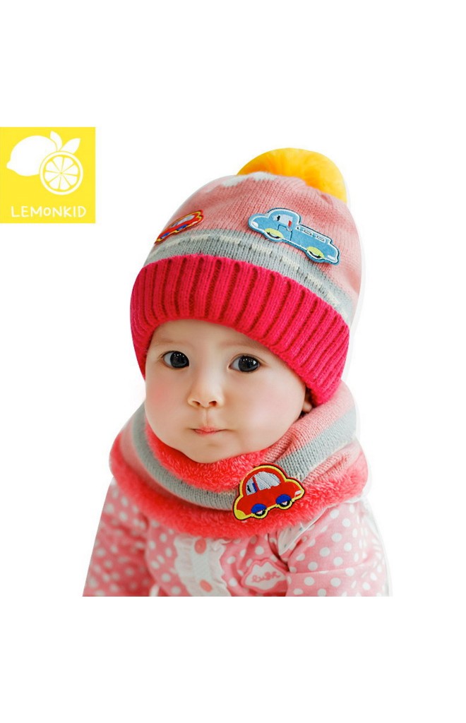 เซ็ตหมวกไหมพรมแต่งรูปรถมาพร้อมผ้าพันคอ จาก Lemonkid