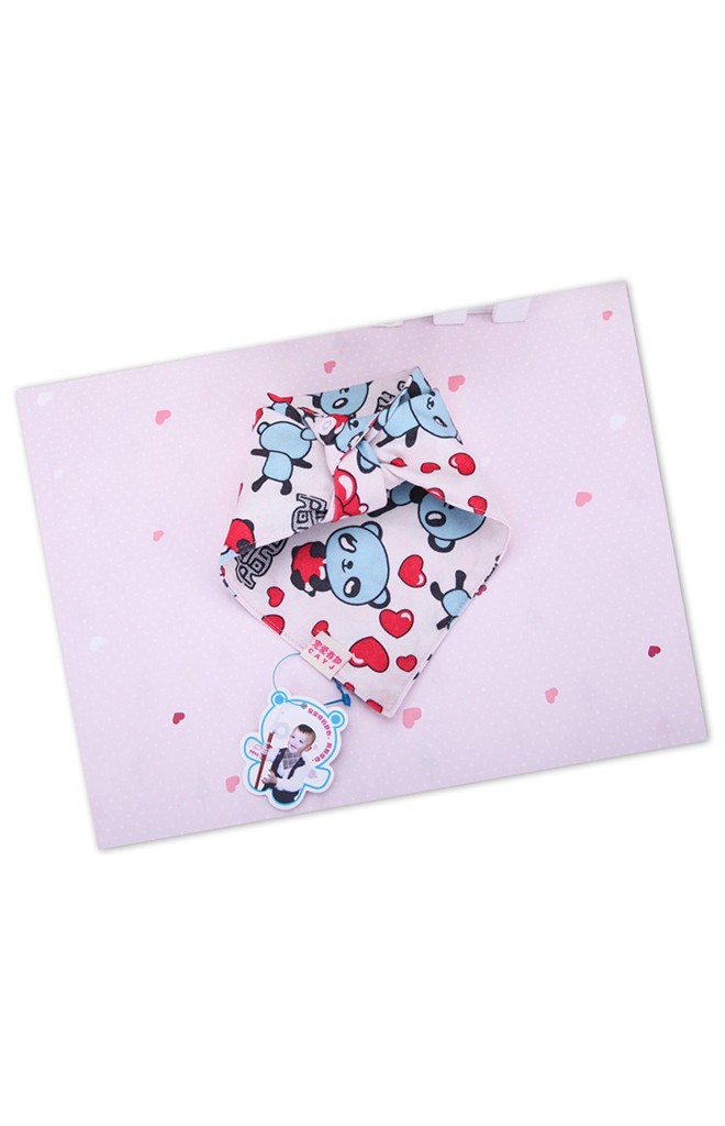 Microfiber Baby Bibs ผ้ากันเปื้อนสามเหลี่ยม สีขาว ลายหมีแพนด้า