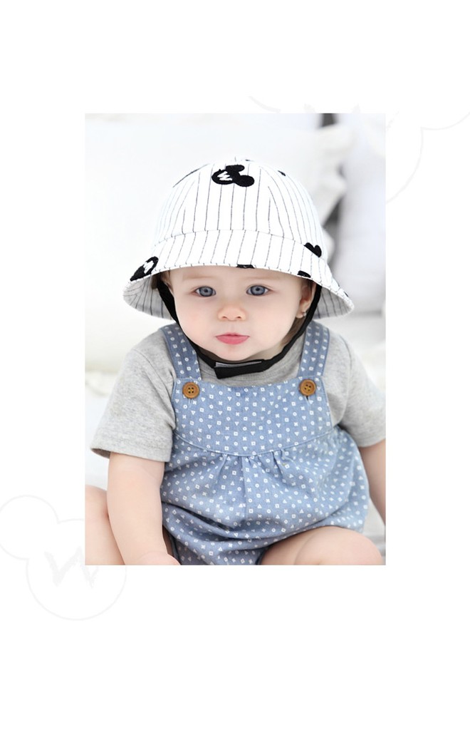 หมวกเด็กทรง BUCKET ลายทางปักมิกกี้ จาก GZMM