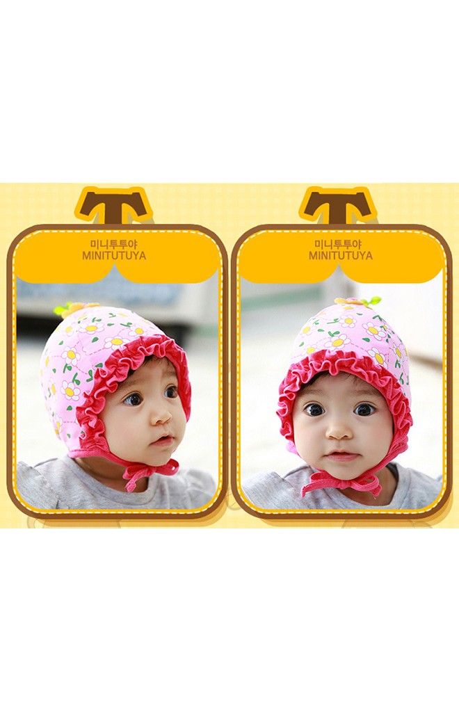 หมวกสาวน้อยลายดอกไม้ ระบายสีเข้มช่วงขอบหมวก จาก TUTUYA
