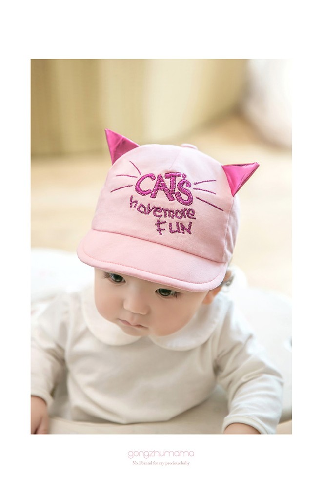 หมวกแก๊ปเด็ก ปักอักษร CATS แต่งหูน่ารัก จาก GZMM