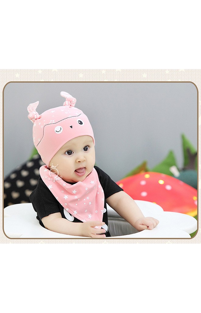 เซ็ตหมวกเด็กเล็กมาพร้อมผ้ากันเปื้อนลายนกฮูก สกรีนรูปดาว