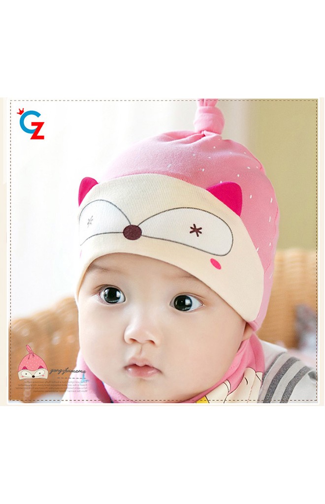 หมวกเด็กเล็กลายหน้าจิ้งจอก ด้านบนมีหางยาวๆ จาก GZMM