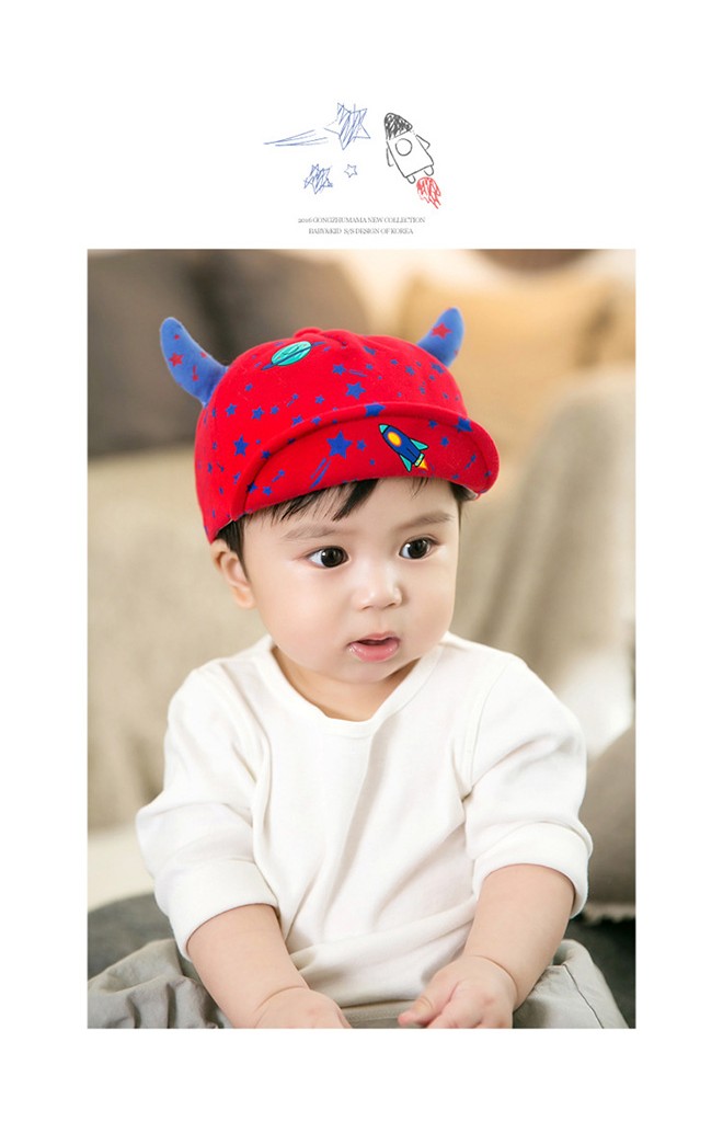 หมวกแก๊ปแต่งเขาเท่ๆ ลายจรวดท่องอวกาศ GZMM