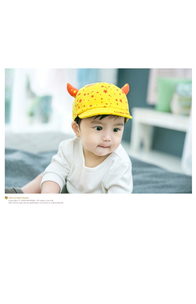 หมวกแก๊ปแต่งเขาเท่ๆ ลายจรวดท่องอวกาศ GZMM