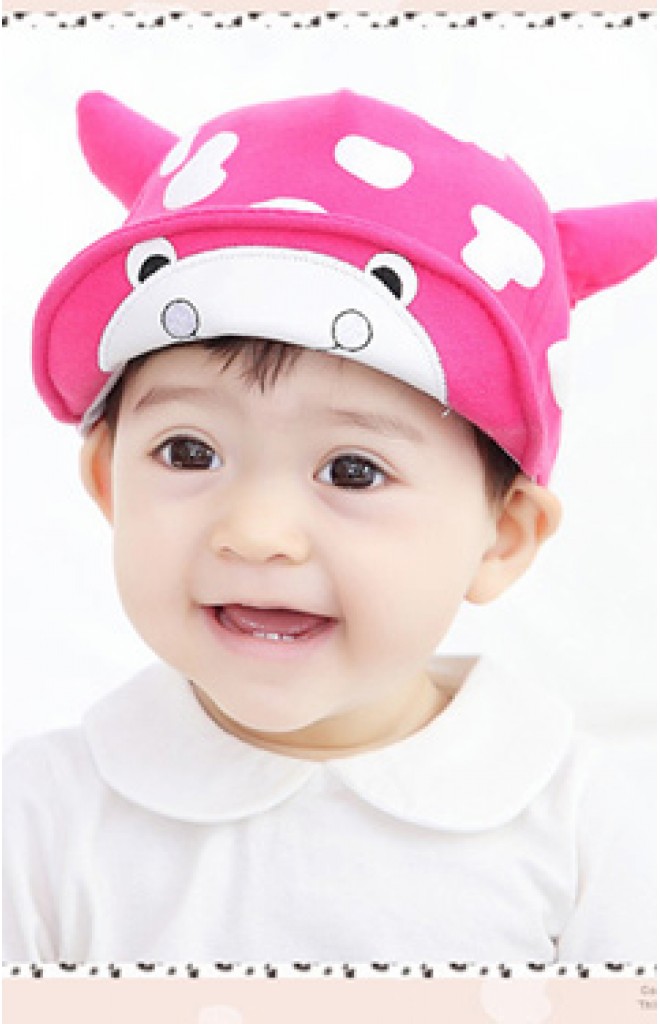 หมวกแก๊ปวัวน้อยแต่งเขาน่ารักๆ หมวกแก๊ปวัวน้อยแต่งเขาน่ารักๆ