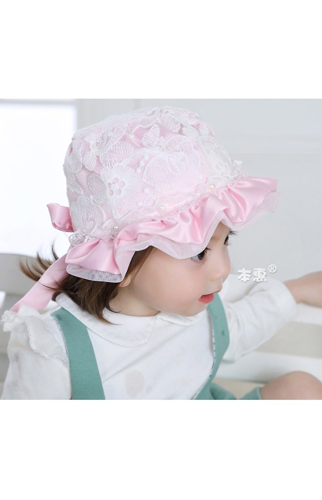 หมวกสาวน้อย ด้านในผ้าพื้นแต่งลูกไม้ขาวด้านนอก ชายระบายหวาน