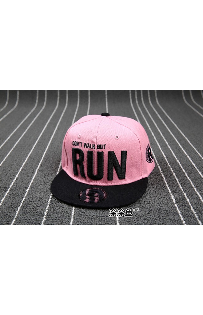 หมวกฮิปฮอปปักอักษร RUN
