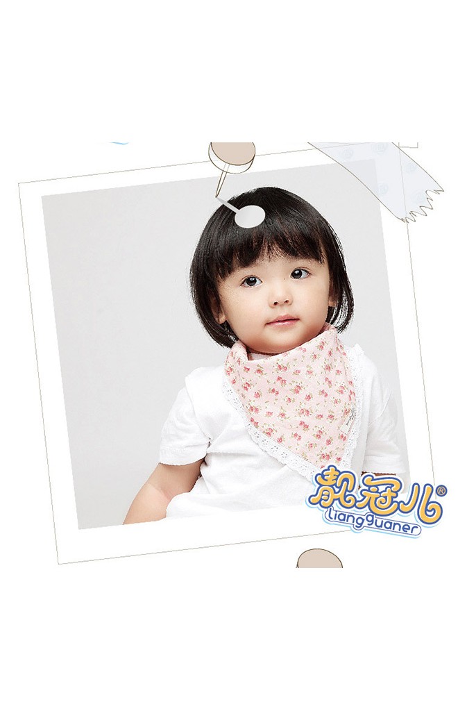 ผ้ากันเปื้อนเด็กลายดอก แพ็ค 2 สี แต่งขอบผ้าฉลุสีขาว