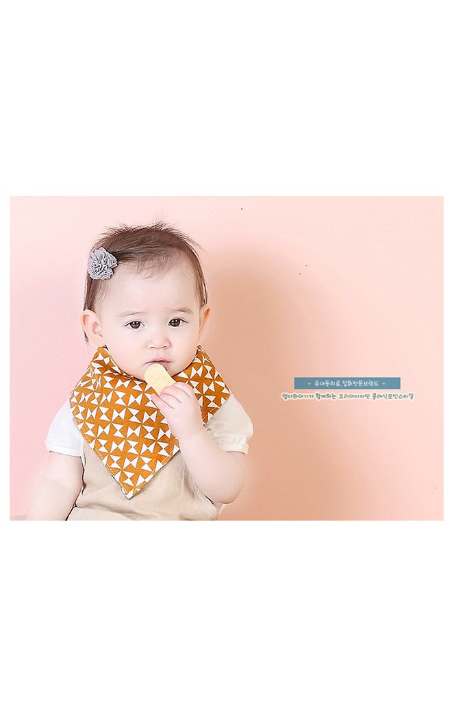 ผ้ากันเปื้อนกันน้ำลายเด็กแบบสามเหลี่ยมลายหนวด
