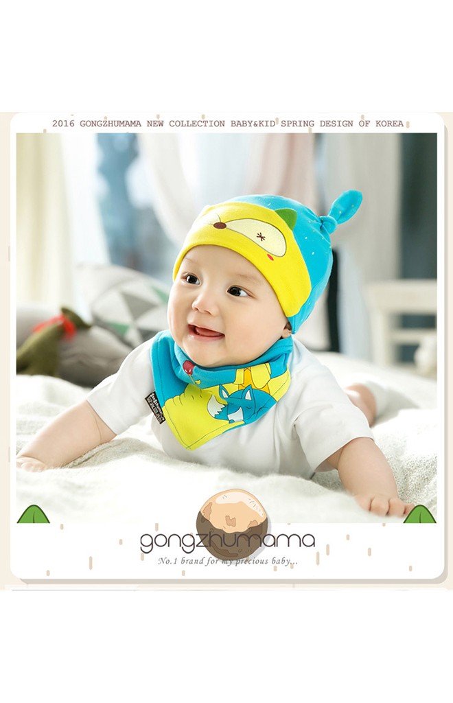 เซ็ตหมวกเด็กเล็กลายหน้าจิ้งจอกมาพร้อมผ้ากันเปื้อนสามเหลี่ยม จาก GZMM