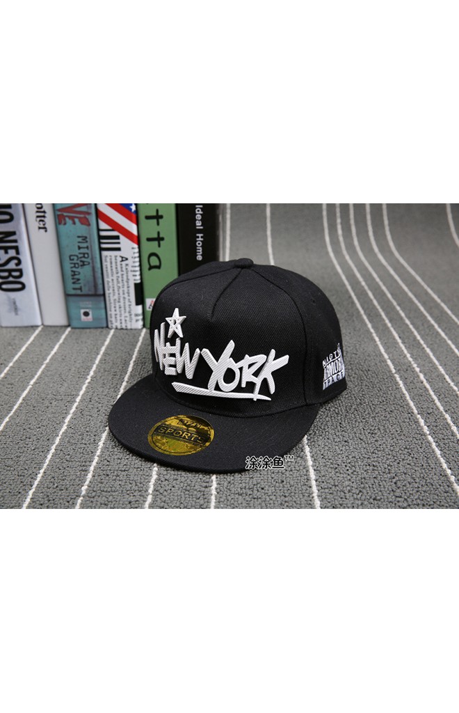 หมวกฮิปฮอปแต่งอักษร New York