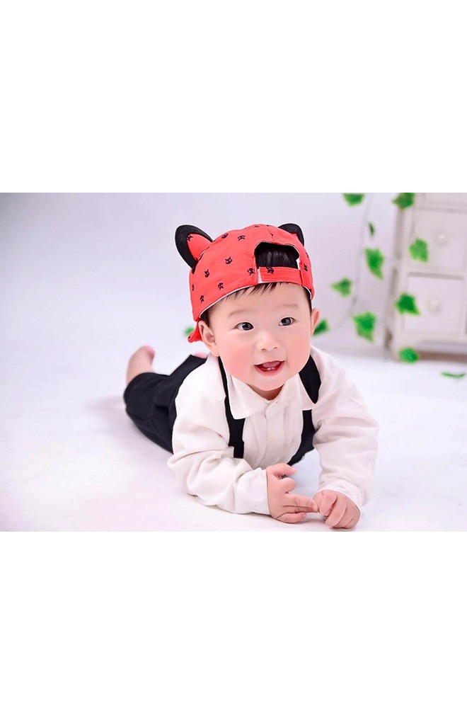 หมวกแก๊ปลายแมวแต่งหู ปีกหมวกปักหน้าแมว