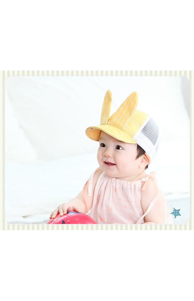 หมวกแก๊ปกระต่ายหูยาว ผ้าลายทาง ด้านหลังเป็นตาข่าย