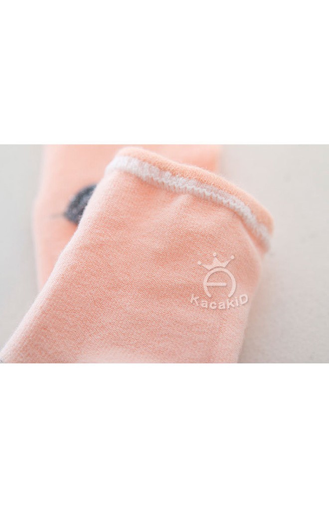 ถุงเท้าเด็กแบบสั้นหน้ารูปสัตว์แต่งหูดำเลื่อม ยี่ห้อ kacakid