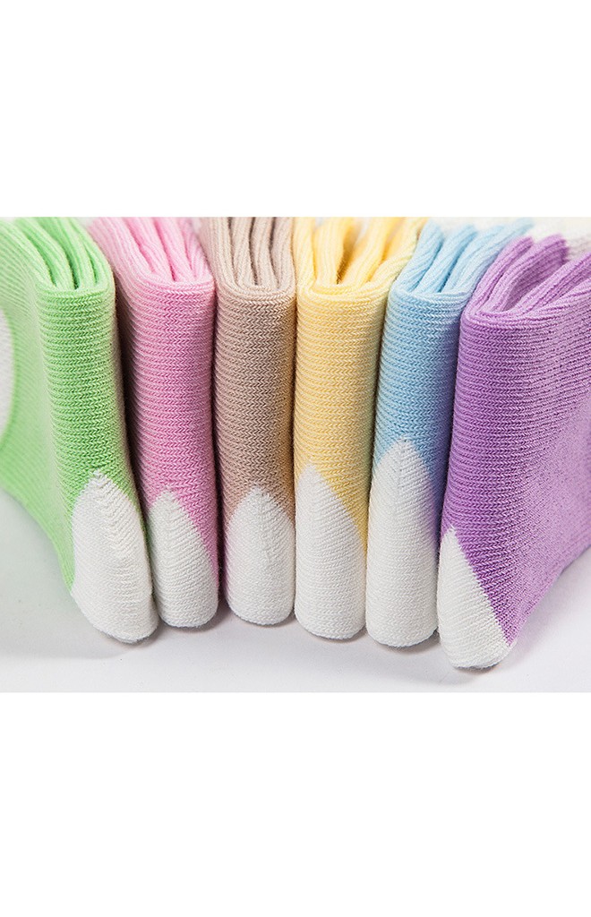 ถุงเท้าเด็กแพ็ค 3 คู่ จัดมาโทนสีเดียวกันแบบลายขวางและสีพื้น