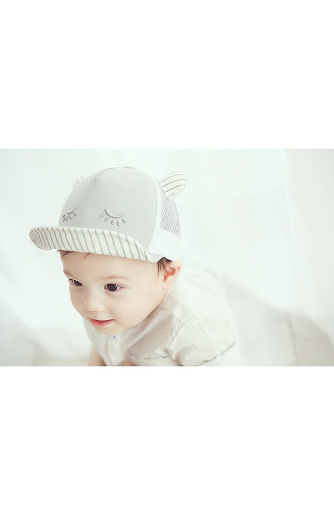 หมวกเด็กน้อยหลับตา แต่งหูน่ารัก