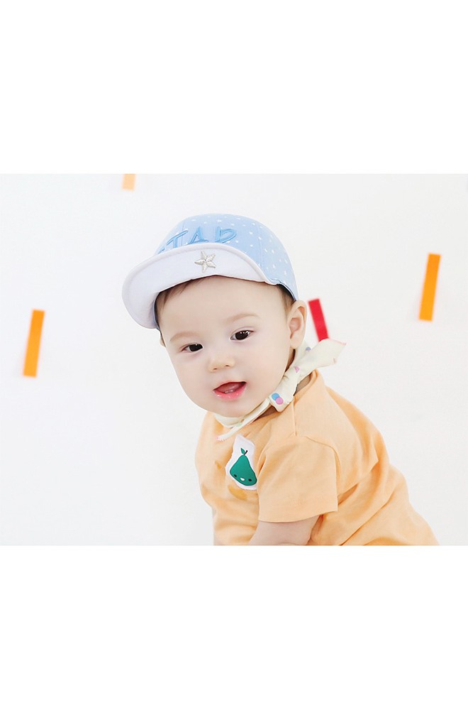 หมวกแก๊ปสกรีนรูปดาว ปักอักษร STAR ปีกหมวกพับได้