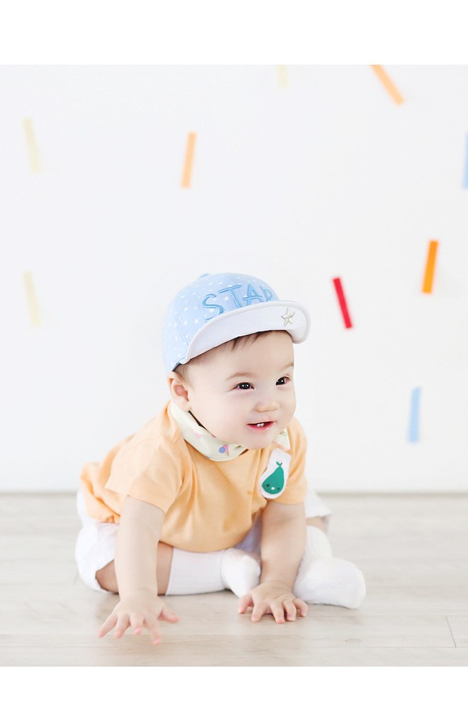 หมวกแก๊ปสกรีนรูปดาว ปักอักษร STAR ปีกหมวกพับได้