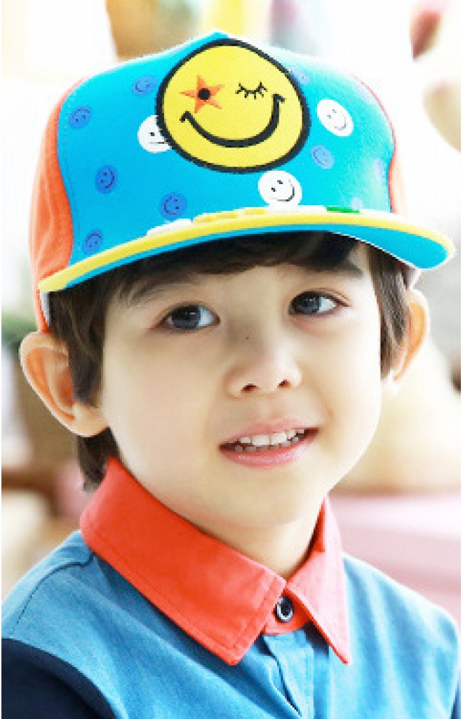 หมวกแก๊ป SMILE สกรีนรูปยิ้ม TUTUYA หมวกแก๊ป SMILE สกรีนรูปยิ้ม TUTUYA