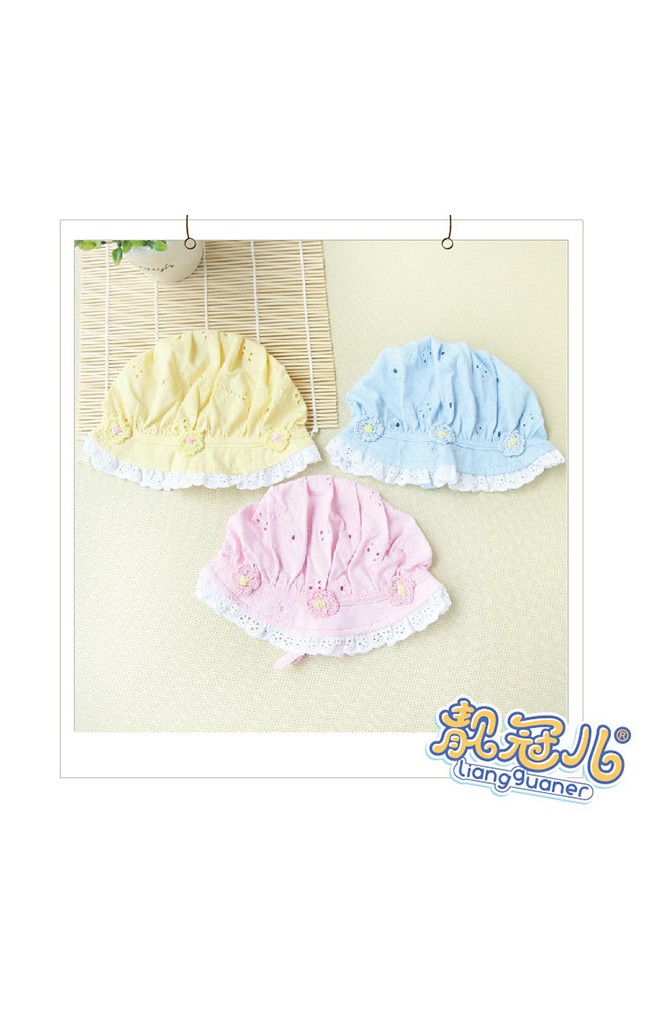 หมวกสาวน้อยแต่งดอกไม้ถัก ลูกไม้ขาวรอบปีกหมวก