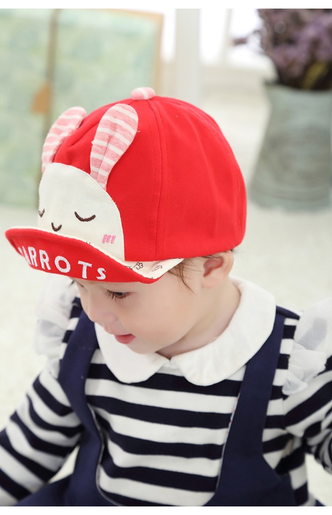 หมวกแก๊ปเด็กหน้ากระต่ายน้อย ปักอักษร CARROTS