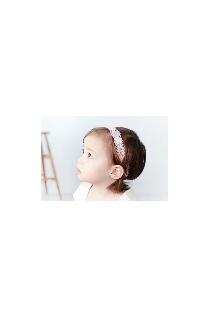 สายคาดผมสาวน้อยลูกไม้สวย ด้านหลังเป็นยางยืดสีดำ