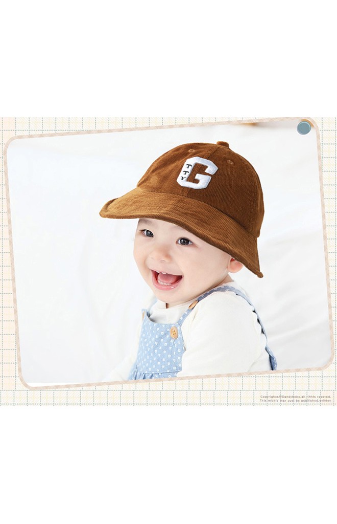 หมวกเด็กทรงบักเก็ต ผ้าลูกฝูก ปักอักษร G จาก GZMM