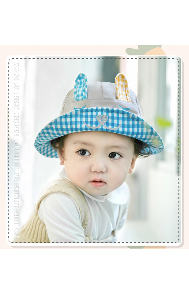 หมวกบักเก็ตหน้ากระต่ายน้อย แต่งผ้าลายสก๊อต จาก GZMM