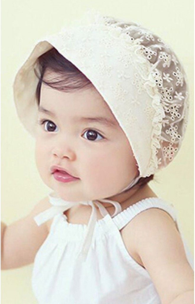 หมวกสาวน้อยสีครีมผ้าฉลุลายดอกไม้ ระบายลูกไม้ หมวกสาวน้อยสีครีมผ้าฉลุลายดอกไม้ ระบายลูกไม้